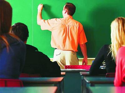 Κοινωνικό φροντιστήριο από τον Δήμο Σαλαμίνας